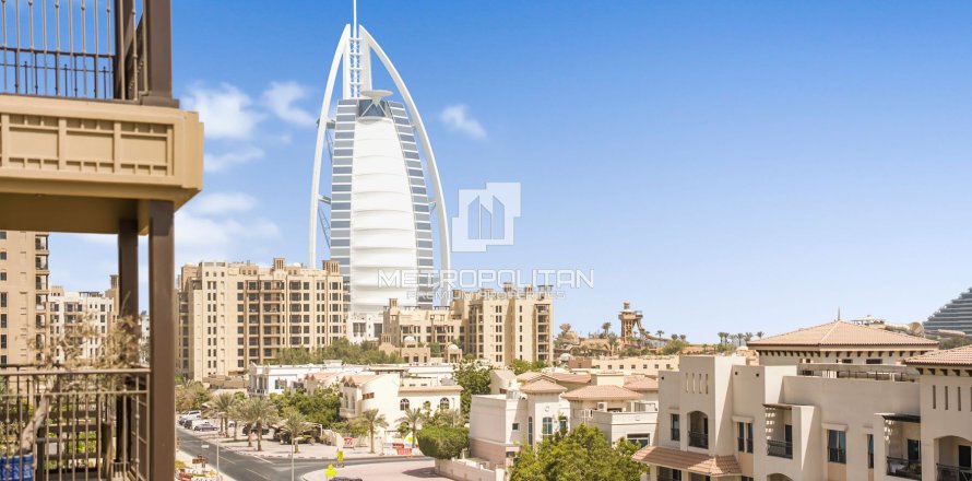 Apartamento en Madinat Jumeirah Living, Umm Suqeim, Dubai, 1 dormitorio, 70 m², № 7389