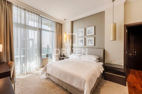 Apartment in The Address Residence Fountain Views, Downtown Dubai (Downtown Burj Dubai), Dubai 3 bedrooms, 214.05 sq.m. № 136707 - photo 8