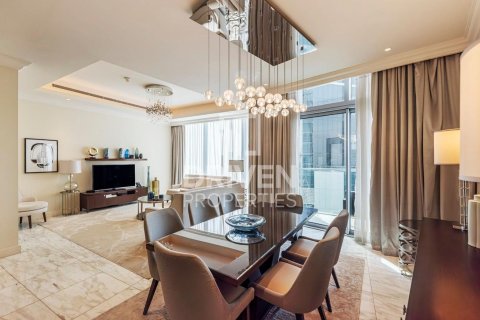Apartment in The Address Residence Fountain Views, Downtown Dubai (Downtown Burj Dubai), Dubai 3 bedrooms, 214.05 sq.m. № 136707