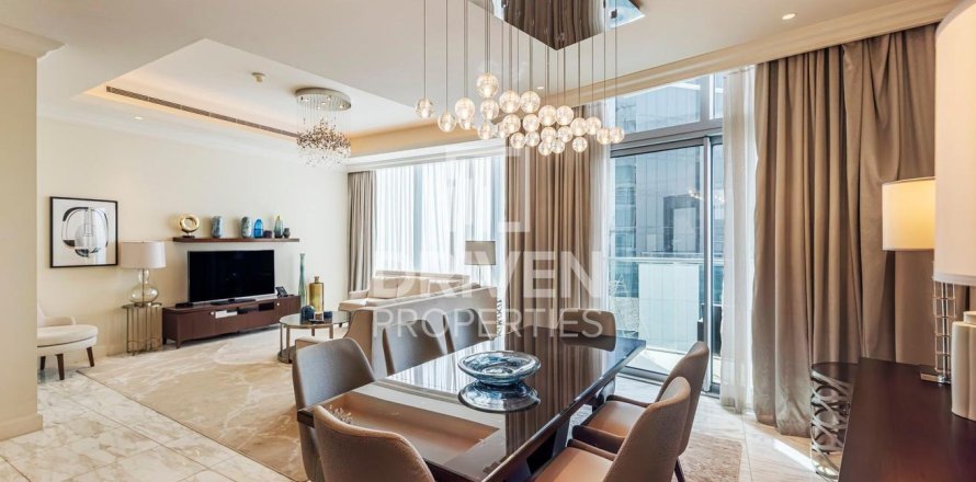 Apartment in The Address Residence Fountain Views, Downtown Dubai (Downtown Burj Dubai), Dubai 3 bedrooms, 214.05 sq.m. № 136707
