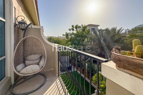 Villa in Motor City, Dubai 4 bedrooms, 381 sq.m. № 44938