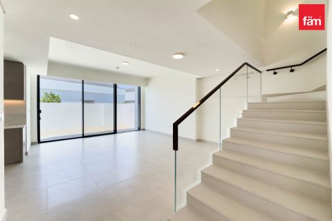 Villa in Dubai 4 bedrooms, 249.7 sq.m. № 141456