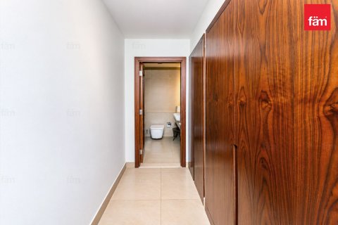 Apartment in Dubai Marina, Dubai 1 bedroom, 70.9 sq.m. № 141753 - photo 12