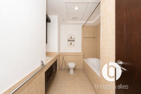 Apartamento en Downtown Dubai (Downtown Burj Dubai), Dubai, 1 dormitorio, 84 m², № 141756 - foto 13