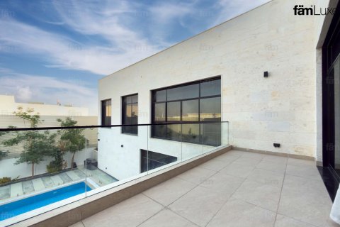 Villa in Dubai 6 bedrooms, 1393.8 sq.m. № 141757 - photo 2