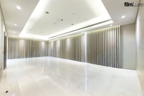 Villa in Dubai 6 bedrooms, 1393.8 sq.m. № 141757 - photo 11