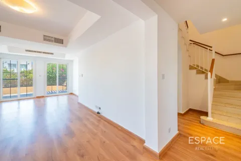 Villa à The Springs, Dubai, 3 chambres, 209 m², № 122789 - photo 2