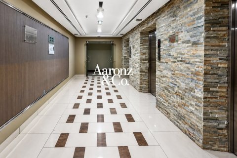 Office in Jumeirah Lake Towers, Dubai 108 sq.m. № 118409 - photo 9