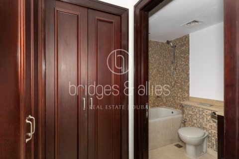 Apartamento en Old Town, Dubai, 1 dormitorio, 87 m², № 118414 - foto 4