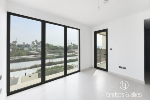 Villa in Tilal Al Ghaf, Dubai 4 bedrooms, 317 sq.m. № 118412 - photo 10