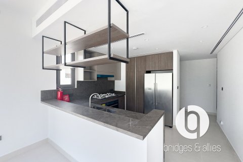 Villa en Tilal Al Ghaf, Dubai, 5 dormitorios, 317 m², № 118413 - foto 3