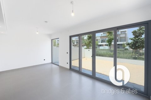Villa à Tilal Al Ghaf, Dubai, 5 chambres, 317 m², № 118413