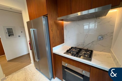 Apartment in Downtown Dubai (Downtown Burj Dubai), Dubai 1 bedroom, 100 sq.m. № 91325 - photo 3