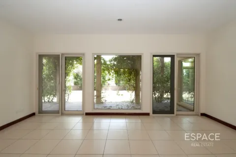Villa in Saheel, Arabian Ranches, Dubai 5 bedrooms, 493 sq.m. № 122364 - photo 2