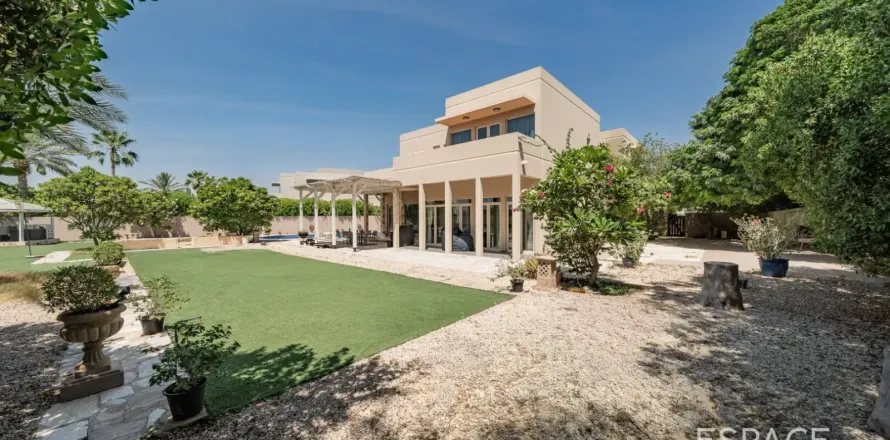 Villa in Saheel, Arabian Ranches, Dubai 5 bedrooms, 493 sq.m. № 122364
