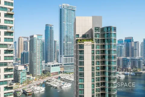Appartement à Jumeirah Beach Residence, Dubai, 2 chambres, 131 m², № 122368 - photo 18