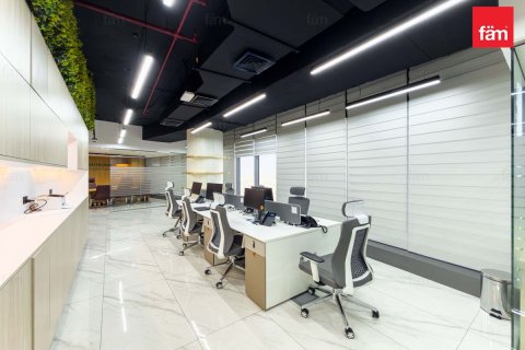 Office in Dubai 140.7 sq.m. № 120727