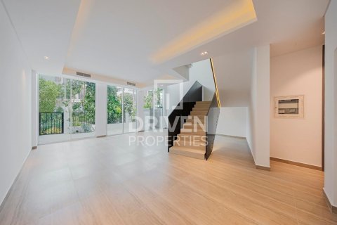 Maison de ville à Al Barari, Dubai, 4 chambres, 180.23 m², № 134258