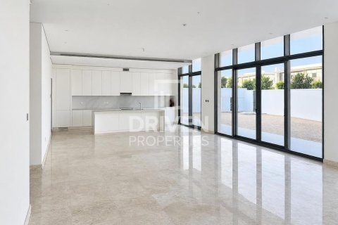 Вилла в District 11, Мохаммед Бин Рашид Сити, Дубай, 5 спален, 955.32м², № 143135