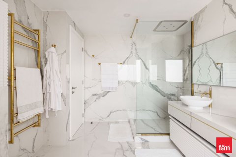 Apartment in Dubai 3 bedrooms, 182.1 sq.m. № 112572 - photo 11
