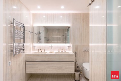 Apartment in Dubai 3 bedrooms, 182.1 sq.m. № 112572 - photo 16