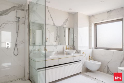 Apartment in Dubai 3 bedrooms, 182.1 sq.m. № 112572 - photo 12