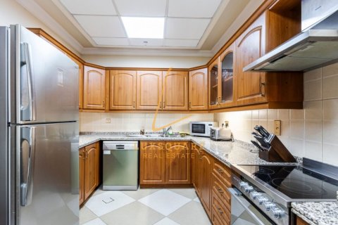 Appartement à The Crescent, Palm Jumeirah, Dubai, 2 chambres, 164 m², № 115442 - photo 3