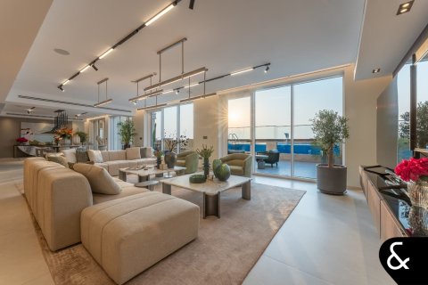 Apartment in Palm Jumeirah, Dubai 4 bedrooms, 684 sq.m. № 74770