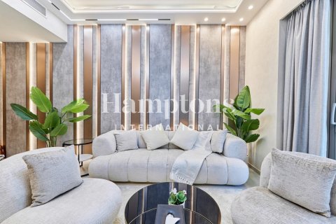 Apartment in Grandeur Residences, Palm Jumeirah, Dubai 2 bedrooms, 118.49963456 sq.m. № 135052 - photo 16