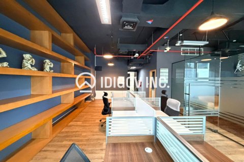 Bureau à Business Bay, Dubai, 70 m², № 95216