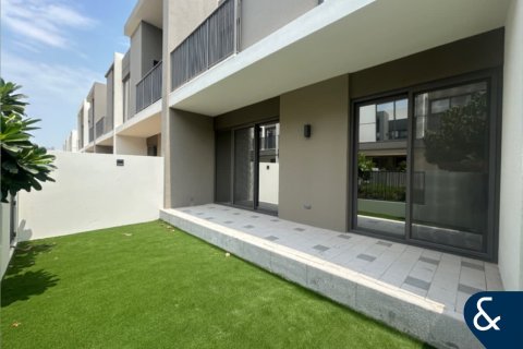 Villa in Tilal Al Ghaf, Dubai 3 bedrooms, 140 sq.m. № 74496