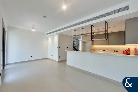 Купить виллу в Tilal Al Ghaf, Дубай: 3 спальни, 140м², № 74496 - фото 2