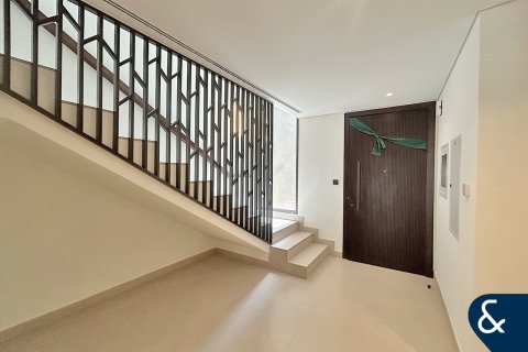 Купить виллу в Tilal Al Ghaf, Дубай: 3 спальни, 140м², № 74496 - фото 7
