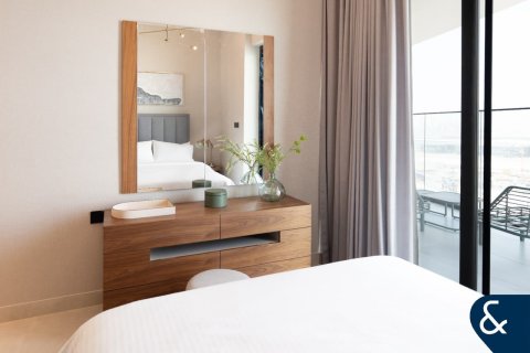 Apartment in Business Bay, Dubai 2 bedrooms, 123 sq.m. № 91488 - photo 6