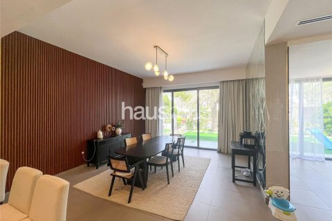 Villa in Sidra Villas, Dubai Hills Estate, Dubai 5 bedrooms, 398 sq.m. № 43976 - photo 5