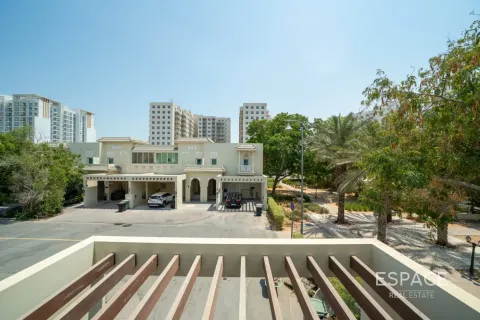 Villa en Quortaj, Al Furjan, Dubai, 3 dormitorios, 283 m², № 122628 - foto 17
