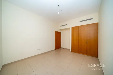 Villa en Quortaj, Al Furjan, Dubai, 3 dormitorios, 283 m², № 122628 - foto 7