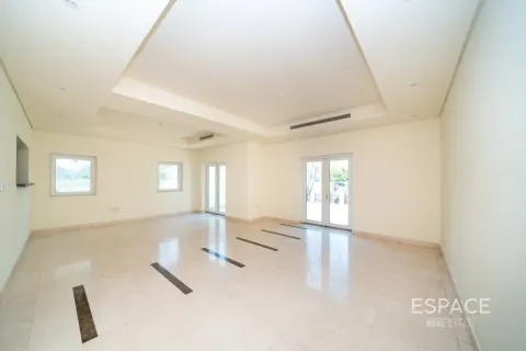 Villa en Quortaj, Al Furjan, Dubai, 3 dormitorios, 283 m², № 122628 - foto 2