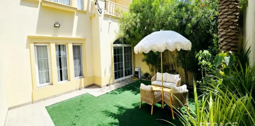 Villa en The Springs, Dubai, 3 dormitorios, 228 m², № 122623