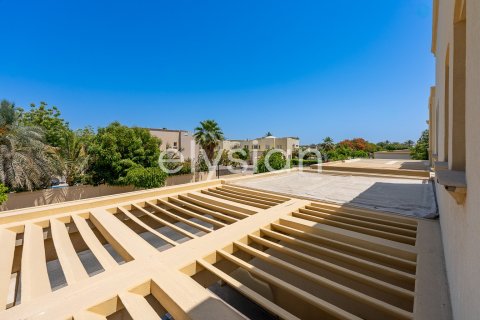 Купить таунхаус в The Springs, Дубай: 2 спальни, 173м², № 38074 - фото 13