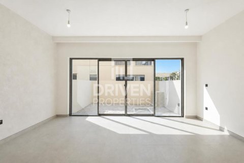 Adosado en Damac Lagoons, Dubai, 4 dormitorios, 144 m², № 138489 - foto 4
