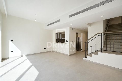 Adosado en Damac Lagoons, Dubai, 4 dormitorios, 144 m², № 138489 - foto 5