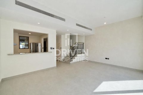Adosado en Damac Lagoons, Dubai, 4 dormitorios, 144 m², № 138489 - foto 6
