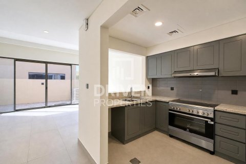 Adosado en Damac Lagoons, Dubai, 4 dormitorios, 144 m², № 138489 - foto 19