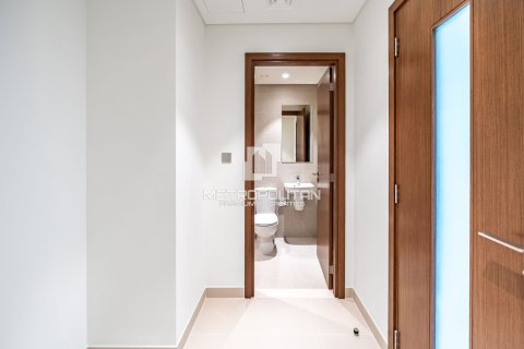 Apartment in EMAAR Beachfront, Dubai Harbour, Dubai 3 bedrooms, 178 sq.m. № 73062 - photo 13