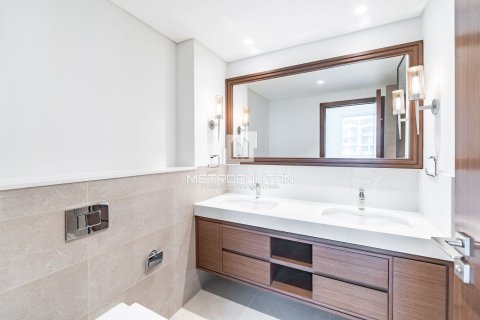 Apartment in EMAAR Beachfront, Dubai Harbour, Dubai 3 bedrooms, 178 sq.m. № 73062 - photo 7