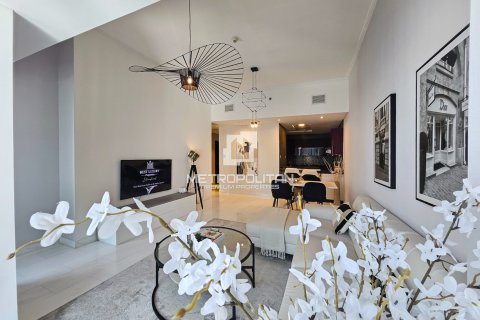 Apartment in Cayan Tower, Dubai Marina, Dubai 1 bedroom, 81 sq.m. № 73067