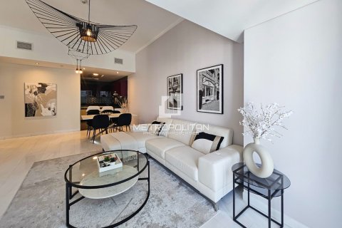 Apartamento en Cayan Tower, Dubai Marina, Dubai, 1 dormitorio, 81 m², № 73067 - foto 2