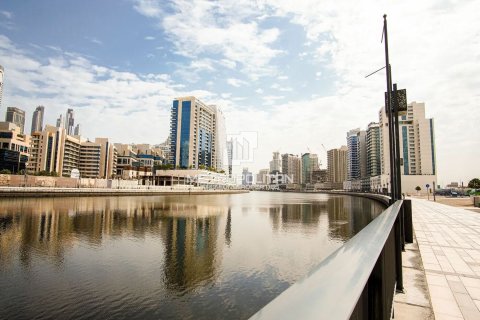 Apartment in Business Bay, Dubai 3 bedrooms, 160 sq.m. № 73064 - photo 30