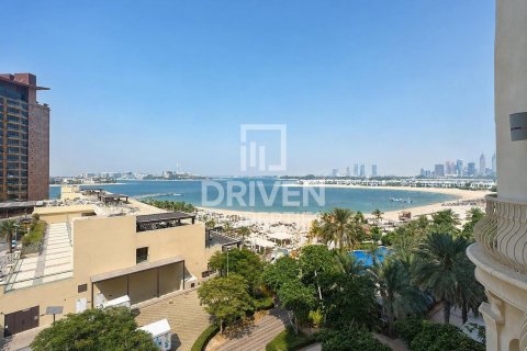 Снять в аренду квартиру в Shoreline Apartments, Пальма Джумейра, Дубай: 2 спальни, 185.53м², № 128557 - фото 16
